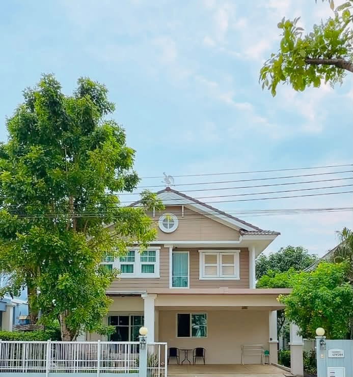 รูป 🔥 บ้านเดี่ยวหลังใหญ่ หน้าบ้านวิวสวนโครงการร่มรื่น เฟอร์ครบพร้อมอยู่🔥 - รูปที่ 1/13