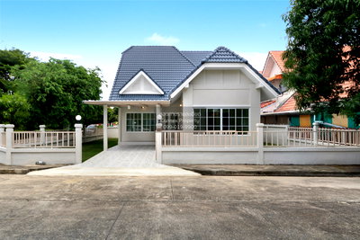 Houses for sale Nonthaburi : For Sale House , Sirikarn 3 The Grand Living Bangyai , newly renovated , MRT-Talad Bang Yai , Bang Mae Nang , Bang Yai , Nonthaburi , CX-177649 ✅ Live chat with us ADD LINE @connexproperty ✅