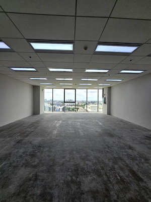 Office for rent Bangkok University : #OHR37 Office Space for Rent | THB 700/sq.m. 📍 500 m. from BTS Bang Chak