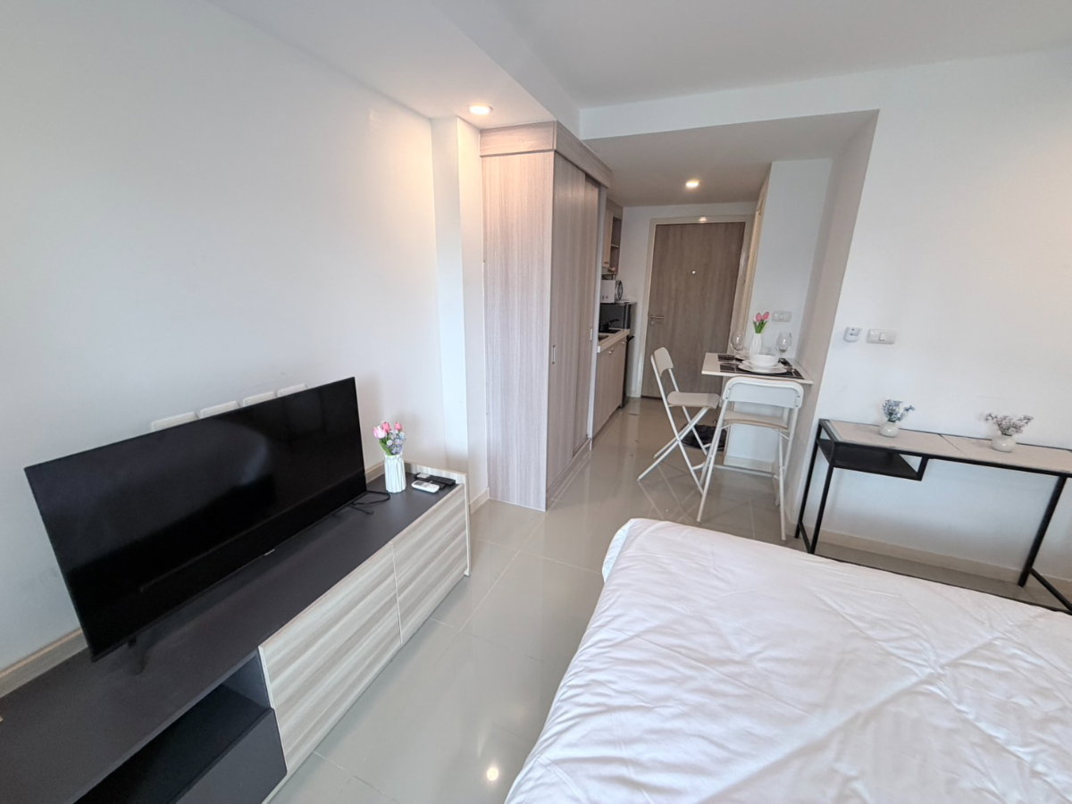 picture Condo for Rent at Sea Saran Bang Saray Beach (D6909097) - 4/9