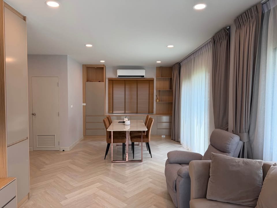 รูป 🔥 บ้านเดี่ยวให้เช่า Centro Bangna เฟส 1 สไตล์ Modern Minimal ทำเลส่วนตัวสุดๆ ไม่มีบ้านตรงข้าม แต่งครบพร้อมเข้าอยู่ทันทีใกล้ Mega Bangna! 🔥 - รูปที่ 5/18