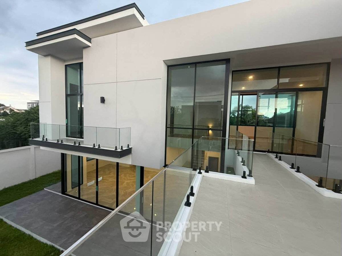 รูป บ้าน 4-ห้องนอน ที่ เดอะ มาสเตอร์ เอกมัย-รามอินทรา ใน ท่าแร้ง (ID 3348419) - รูปที่ 5/14