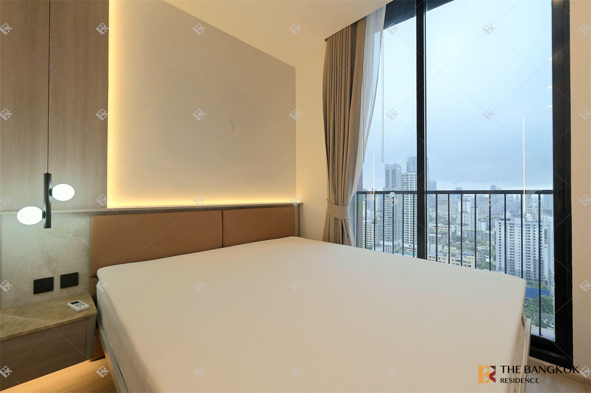picture High-potential Location, Not as Expensive as You Think NOBLE STATE 39 near BTS Phrom Phong - 1/10