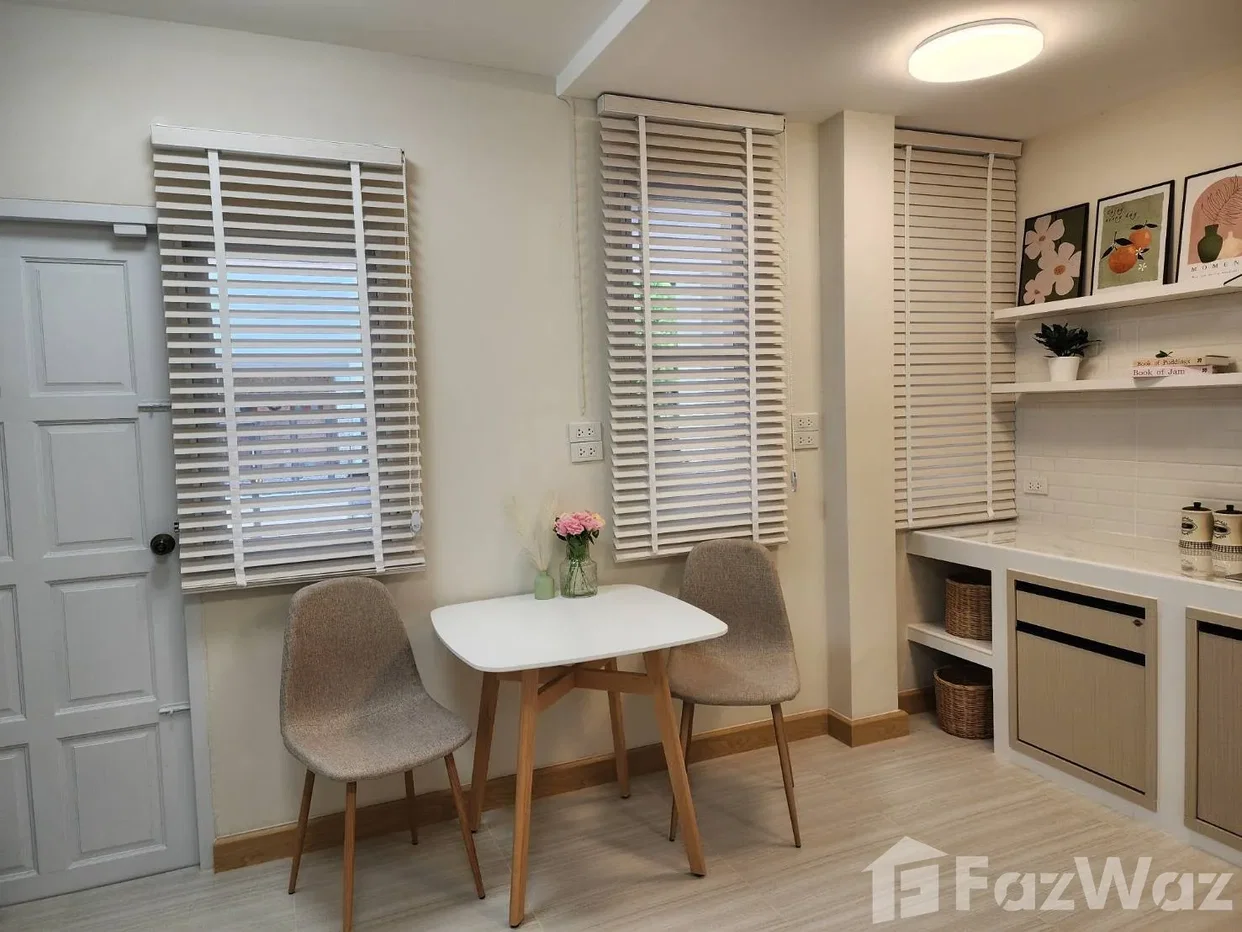 picture Fully Renovated 2-Storey Detached House | Modern Minimal 6810785 - 20/25