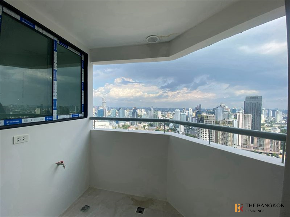 picture Condo in Great Location, Ready-to-move-in Waterford Diamond - 10/10