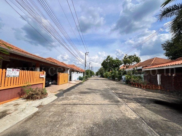 รูป บ้านเดี่ยว หมู่บ้าน เสนากรีนวิลล์ รังสิต - คลอง 11 - รูปที่ 2/13