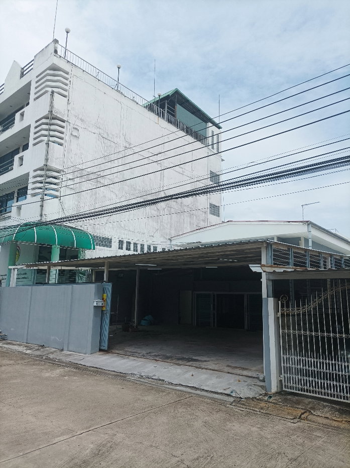 รูป บ้านเดี่ยวหมู่บ้านเสรีรามขนาด63 ตร.ว - รูปที่ 2/12