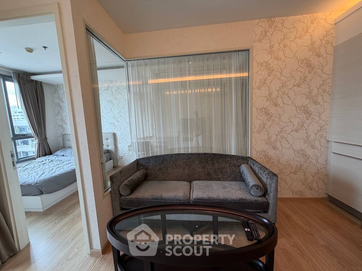 picture Great Value 1-BR At H Sukhumvit 43, 24th Floor Near BTS Phrom Phong (ID 402550) - 8/13