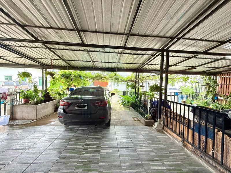Townhouses for sale : For Sell Town house LIO BLISS TEPARAK - TAMRU 2-story 4 bedroom 2 bathroom
