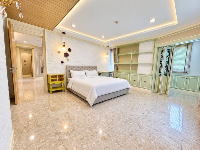 2-bed condo for sale, 110.2 sqm, The Crest Ruamrudee