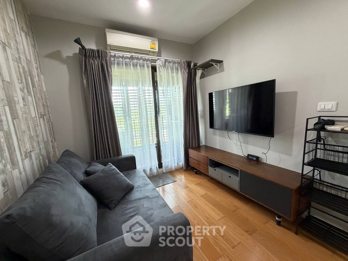 picture 1-BR Condo at Condolette Dwell Sukhumvit 26 near BTS Phrom Phong (ID 2209277) - 1/11