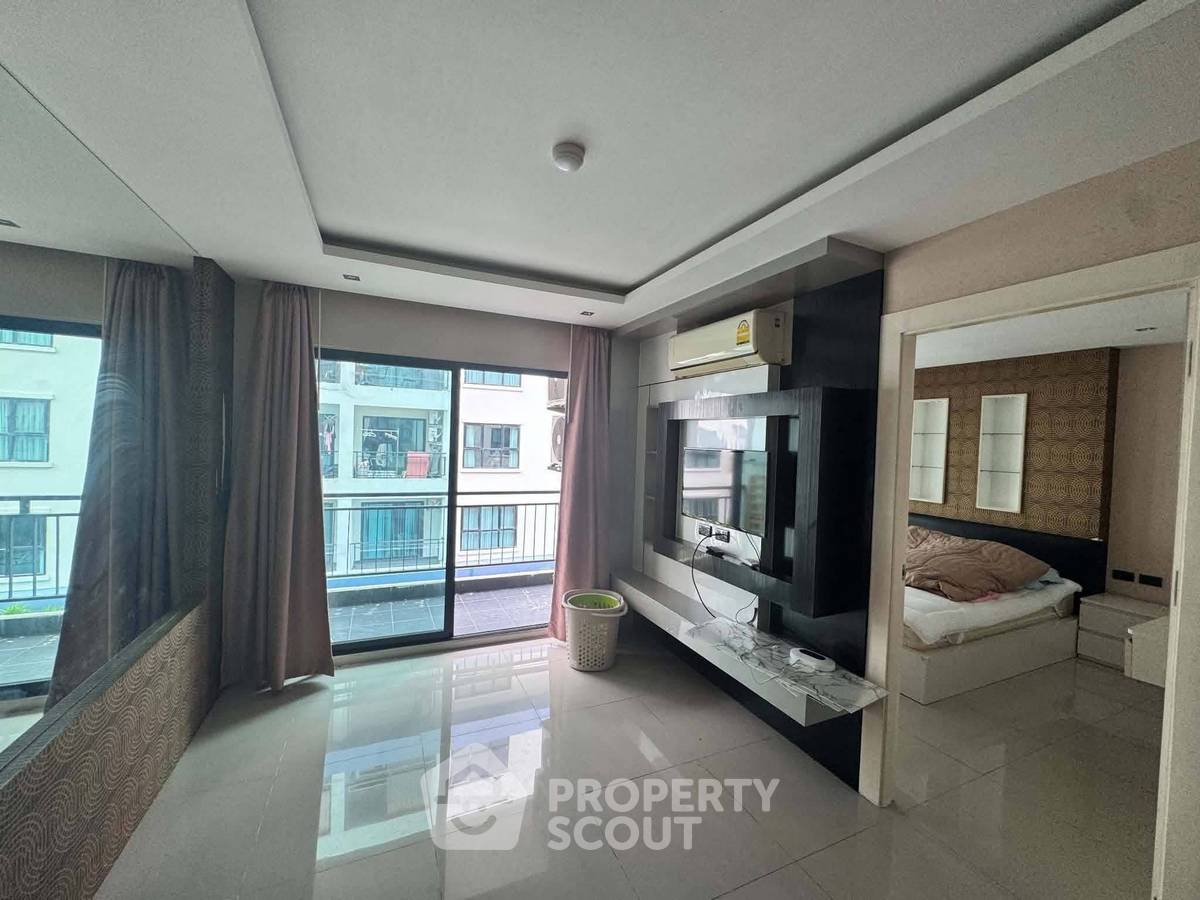 รูป คอนโด 1-ห้องนอน ที่ เดอะ บลู เรสซิเด้นท์ ใกล้ พัทยาตะวันออก (ID 3349904) - รูปที่ 4/13
