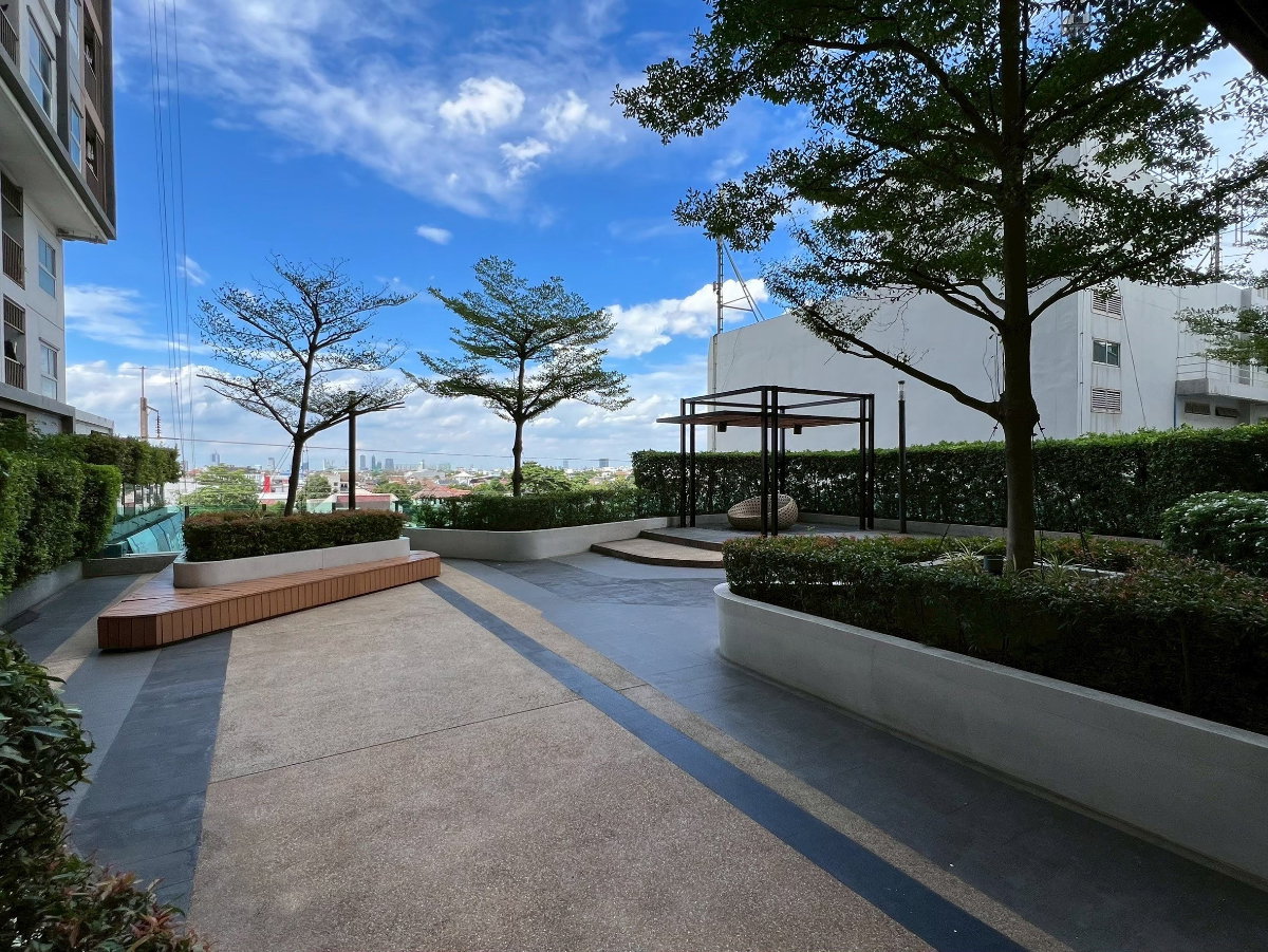 รูป T291 ให้เช่าคอนโด The Trust Condo Ngamwongwan (เดอะ ทรัสต์ คอนโด งามวงศ์วาน) ห้องตกแต่งสวย แอร์2ตัว เฟอร์ครบ ฟรีWiFiแรงมาก - รูปที่ 22/27