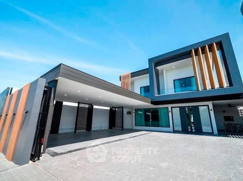 วิลล่า 5 ห้องนอน พื้นที่ 390 ตร.ม. ให้เช่า ย่านจอมเทียน (ID 3203910)