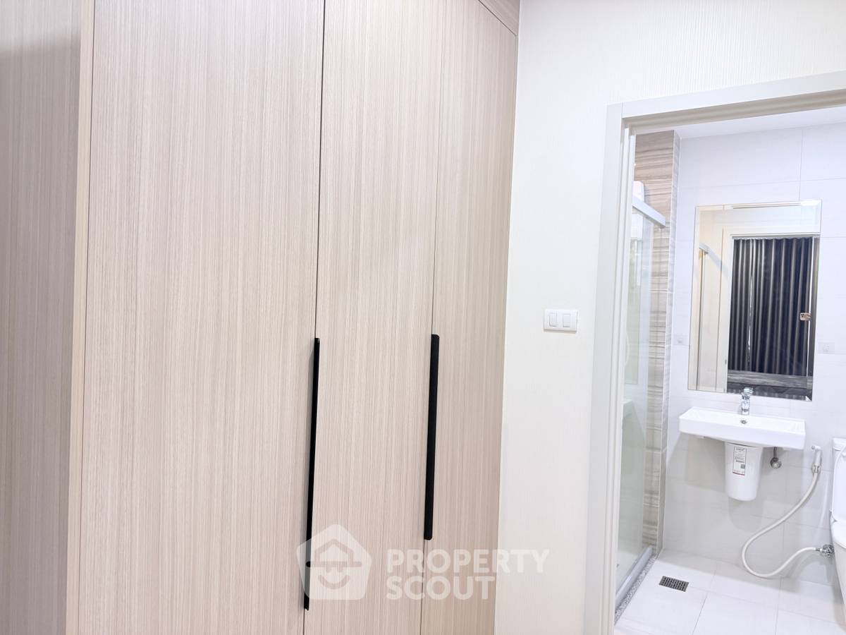 picture 2-BR Condo At Supalai Veranda Ramkhamhaeng, 20th-Floor (ID 2205072) - 17/22
