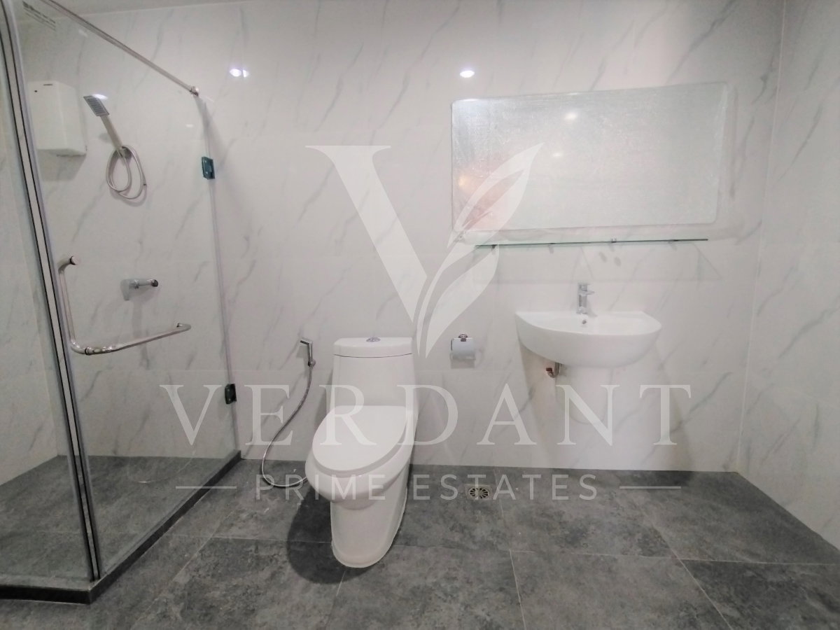 picture Waterford spacious 100 sqm room for rent, Foreigner welcome - 22/23