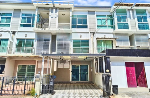 📌 ขายทาวน์เฮาส์ โครงการ เดอะ เมทโทร พระราม 9 3 ชั้น 3 ห้องนอน 3 ห้องน้ำ