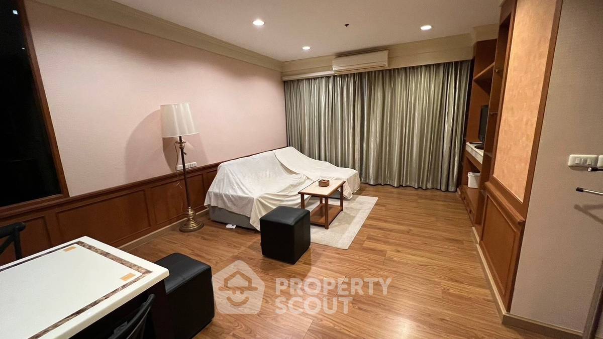 picture 20th-Floor 2-BR For Sale At Baan Klang Krung Siam-Pathumwan Near BTS Ratchathewi (ID 548962) - 3/35