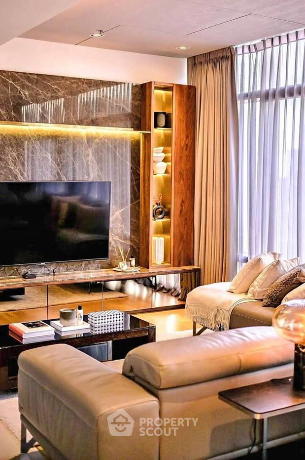 picture 2-BR Condo at Circle Living Prototype New Petchburi near MRT Phetchaburi (ID 3353395) - 1/13