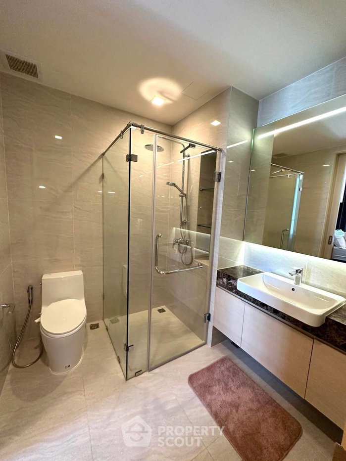picture High-Floor 1-BR At Noble State 39 Near BTS Phrom Phong (ID 3351256) - 8/9