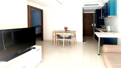 ขายคอนโด : 🛏️ 2 ห้องนอน - 🛁 2 ห้องน้ำ - 🏙️ Pool View - 🇹🇭 ชื่อบริษัท - 🏢 Grand Avenue Residence Pattaya - รหัส: GRAND217