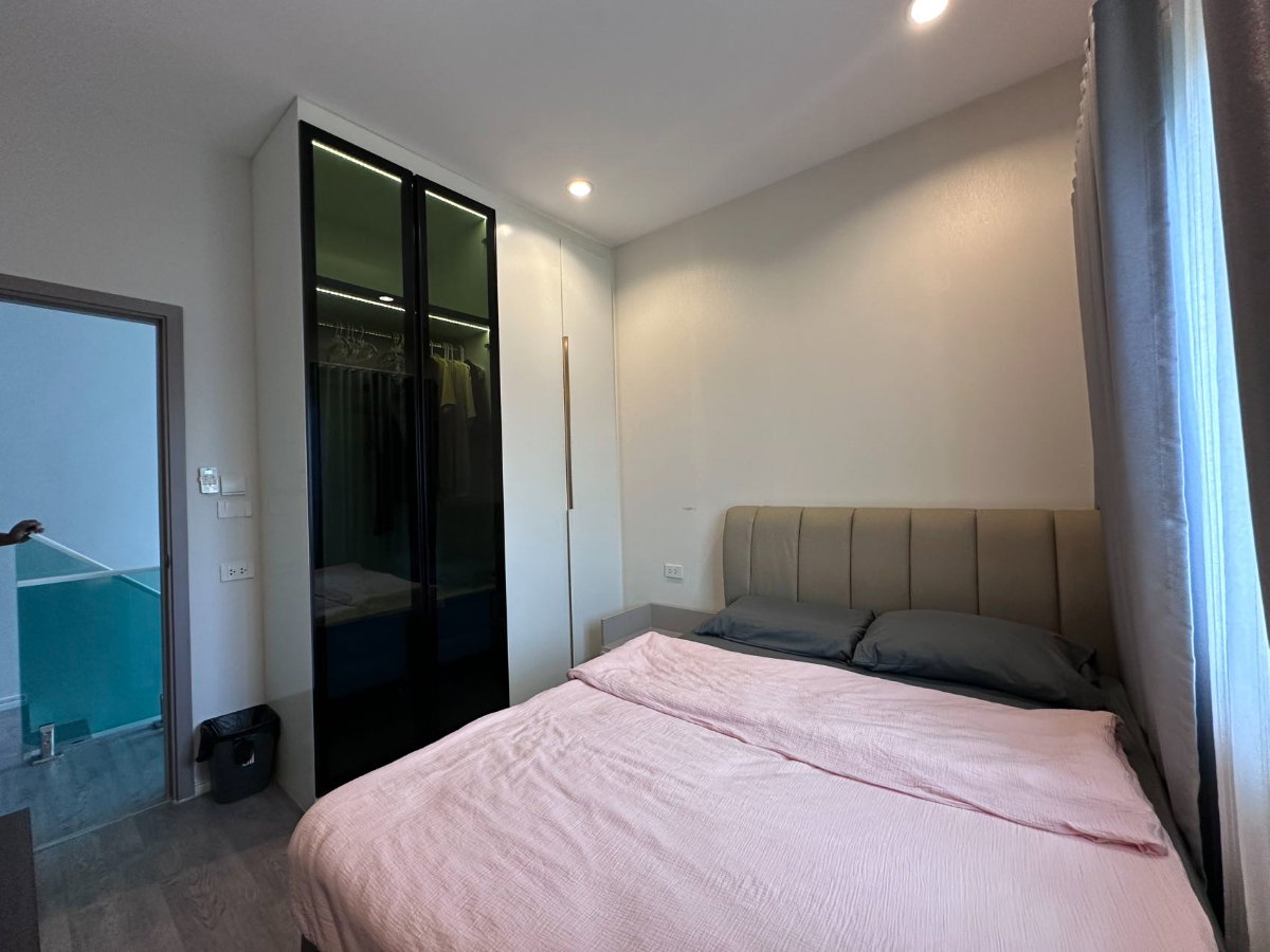 รูป บ้านเดี่ยวในโครงการภัททาดีไฟน์ หลังใหญ่ 91 ตร.ว 4นอน3น้ำ พร้อมผู้เช่า เดือนละ 6หมื่น - รูปที่ 13/19