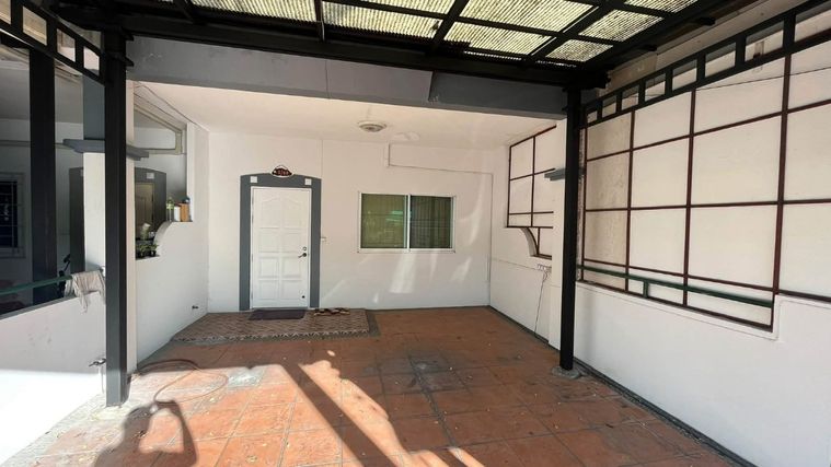 4-bed townhouse for rent, 20 sq wah, Bang Khen
