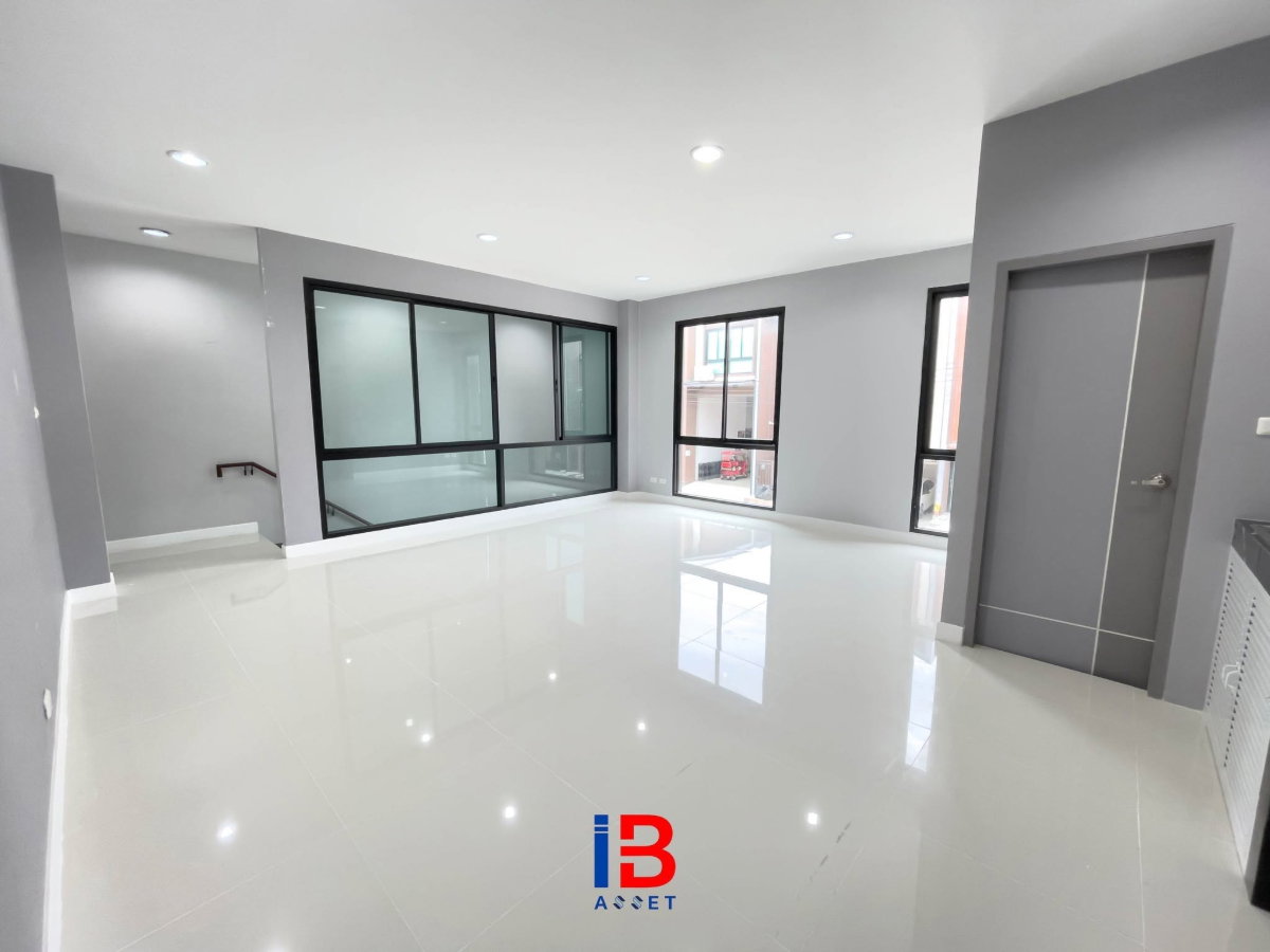 รูป ขายโฮมออฟฟิศ 3 ชั้น พร้อมโกดังสุดกว้าง โครงการ Warehouse ไชน่าทาวน์ ศาลายา - รูปที่ 10/14