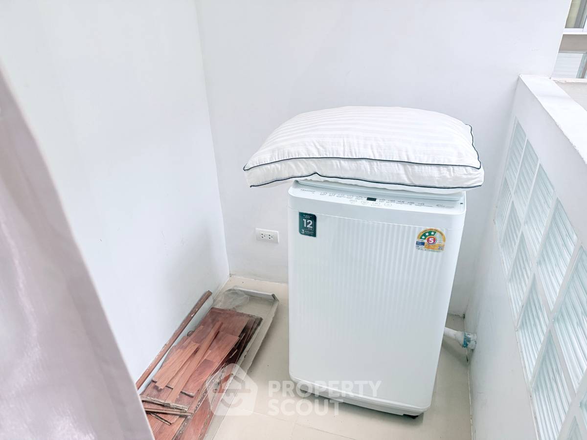 picture 2-BR Condo at Bangkok Horizon Ramkhamhaeng in Hua Mak (ID 1537523) - 8/8