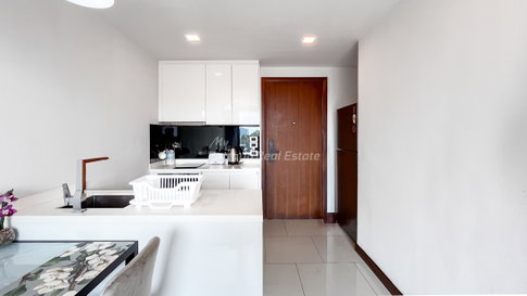 🛏️ 1 ห้องนอน - 🛁 1 ห้องน้ำ - 🏙️ Sea View - 🇹🇭 ชื่อบริษัท - 🏢 The Peak Towers Pattaya - รหัส: PEAKT105