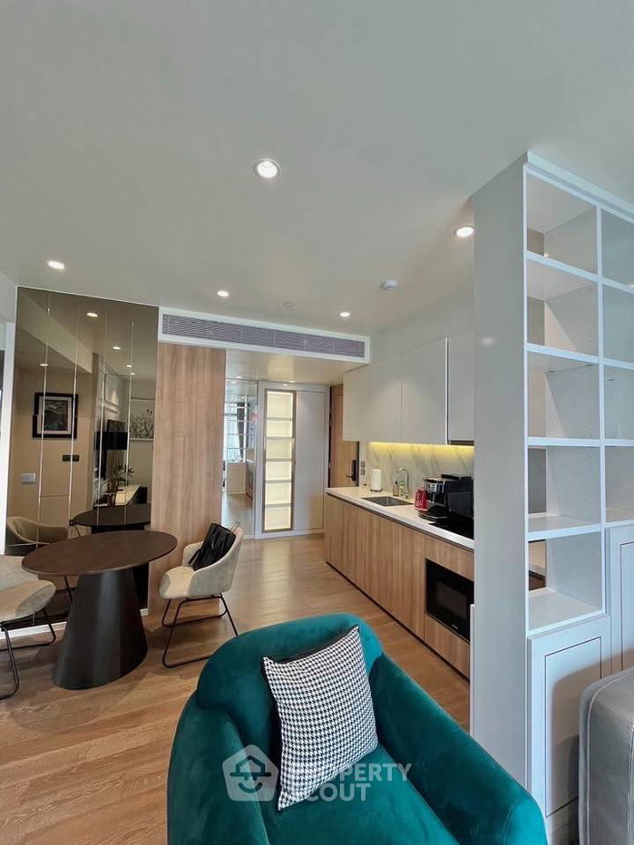 picture 2-BR Condo at Muniq Sukhumvit 23 near MRT Sukhumvit (ID 3350937) - 6/13