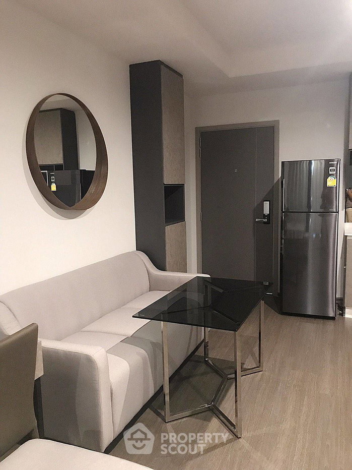 picture 200m To BTS Saphan Khwai | 2-BR At Ideo Phaholyothin Chatuchak (ID 3350856) - 1/15