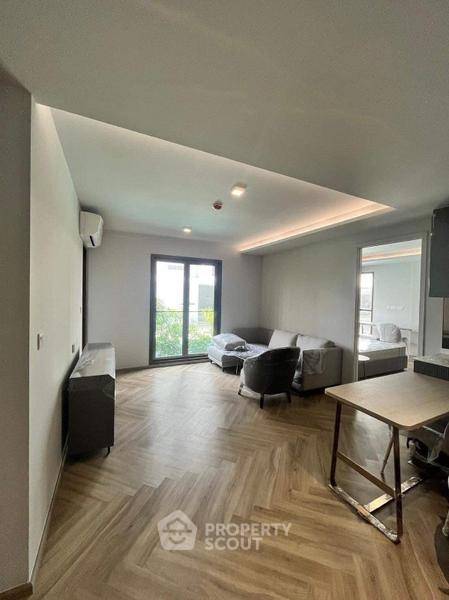 picture 2-BR Condo at Chapter Thonglor 25 close to Thong Lo (ID 2835891) - 2/6