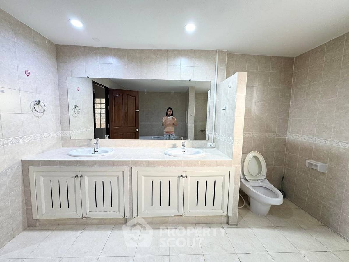 รูป คอนโด 3-ห้องนอน ที่ พัทยา ฮิลล์ รีสอร์ท ใกล้ ถนนพระตำหนัก พัทยา (ID 2101634) - รูปที่ 12/24