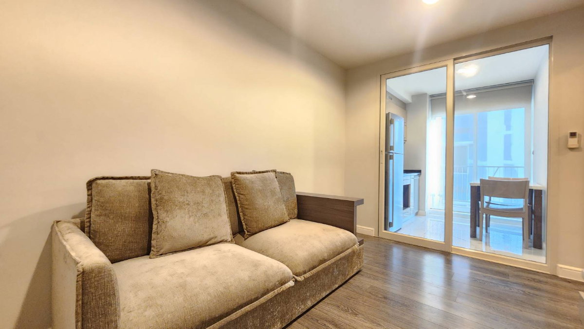 picture Rent The Crest Sukhumvit 49, 7th floor, size 34 sqm, Eastern balcony - 2/14