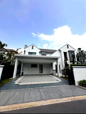 Houses for rent Bangkok : Luxury House for Rent New Krungthep Kreetha | NANTAWAN Rama 9 | Private Pool | Pet Friendly