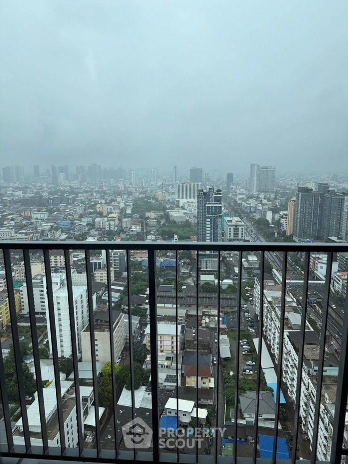 รูป ห้อง 1 ห้องนอน ชั้น 32 Quinn Condo Ratchada 17 ใกล้ MRT สุทธิสาร (ID 3351039) - รูปที่ 8/10