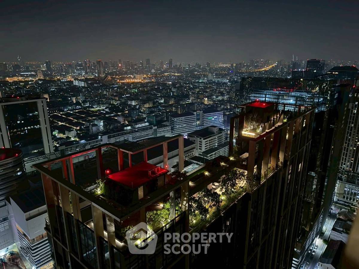 รูป คอนโด 2-ห้องนอน ที่ วันไนน์ไฟว์ อโศก - พระราม 9 ใกล้ MRT พระราม 9 (ID 3351806) - รูปที่ 10/11