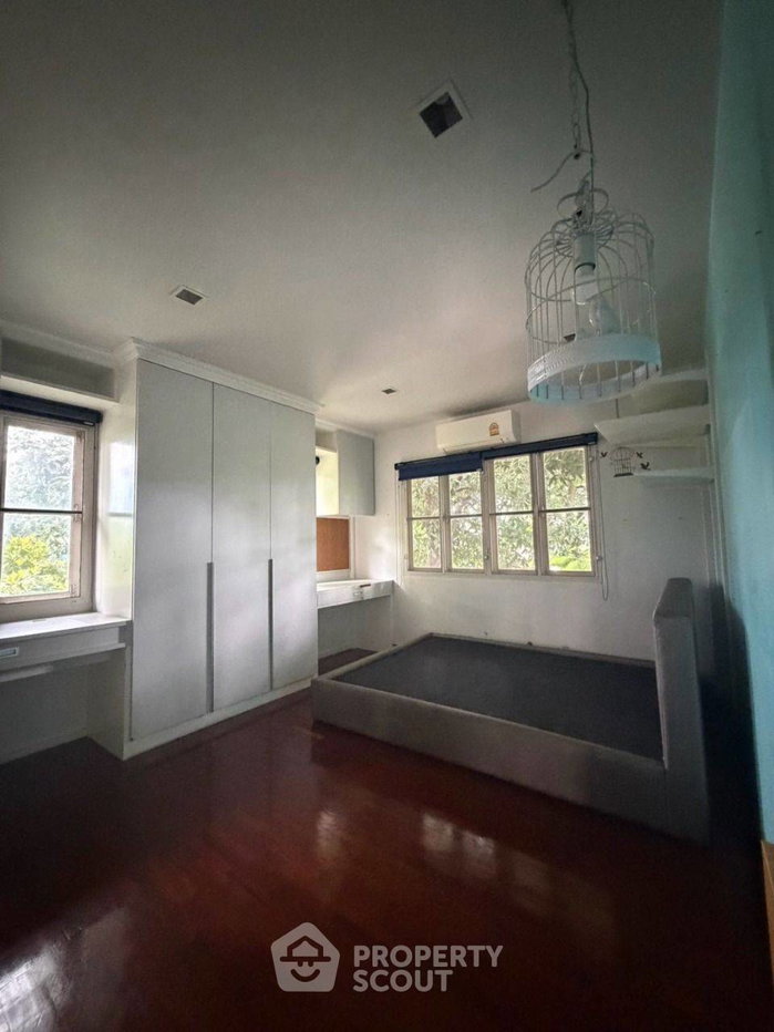 รูป บ้าน 4 ห้องนอน เลี้ยงสัตว์ได้ ที่ Nantawan Ramintra-Watcharaphon (ID 3350041) - รูปที่ 15/36