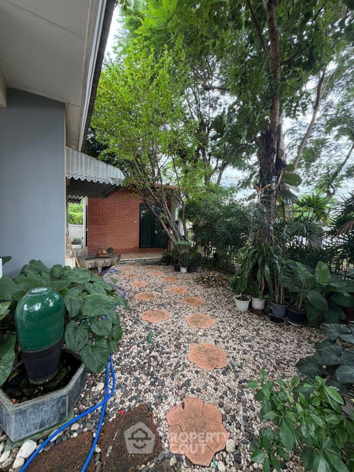 รูป บ้าน 4 ห้องนอน เลี้ยงสัตว์ได้ ที่ Nantawan Ramintra-Watcharaphon (ID 3350041) - รูปที่ 35/36