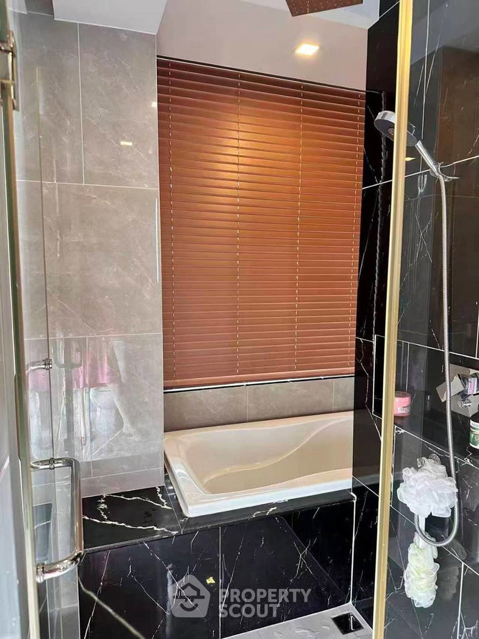 picture 2-BR Condo at One 9 Five Asoke - Rama 9 near MRT Phra Ram 9 (ID 3351807) - 10/11
