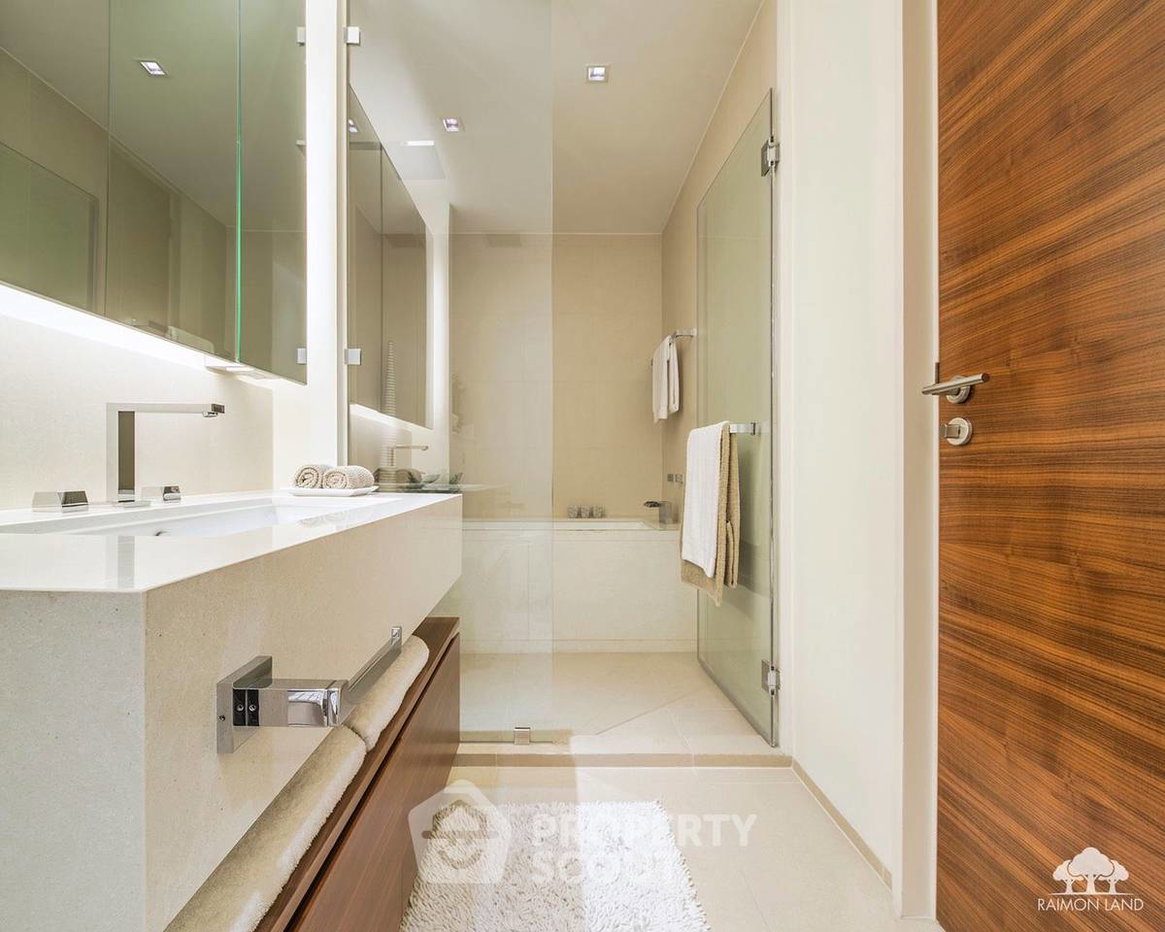 รูป คอนโด 2-ห้องนอน ที่ เดอะ ริเวอร์ คอนโดมิเนียม ใกล้ BTS สะพานตากสิน (ID 3351447) - รูปที่ 8/8