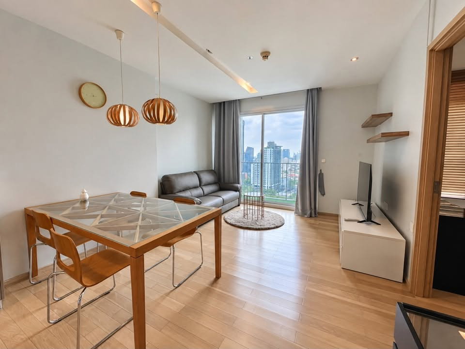 🏡 ให้เช่า | Siri at Sukhumvit  ✨ ห้องใหญ่ 55 ตร.ม. ชั้น 22 | ติด BTS ทองหล่อ  🔥 เพียง 30,000 บาท/เดือน