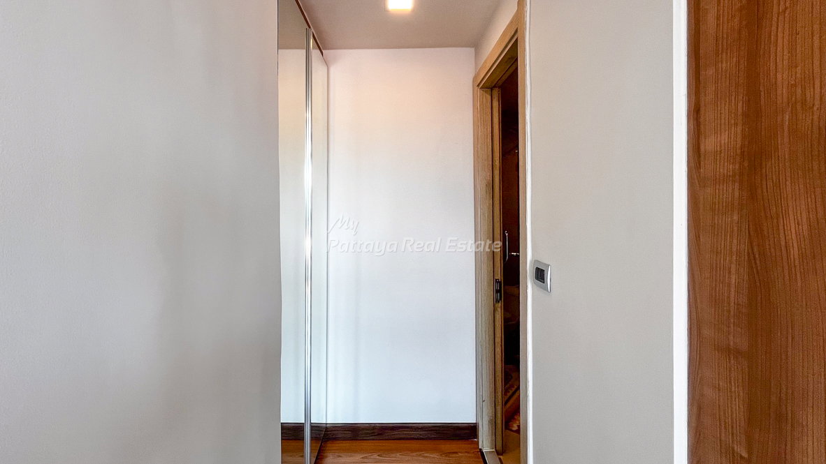 รูป 🛏️ 1 ห้องนอน - 🛁 1 ห้องน้ำ - 🏙️ Sea View - 🇹🇭 ชื่อบริษัท - 🏢 The Peak Towers Pattaya - รหัส: PEAKT105 - รูปที่ 10/17