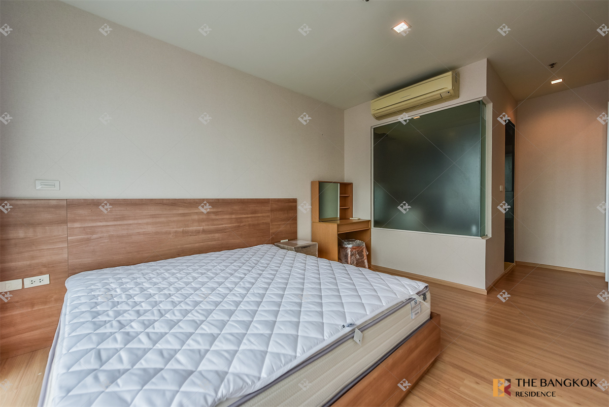 picture RHYTHM Sathorn Hurry to book!! Limited quantity near BTS Saphan Taksin - 8/10
