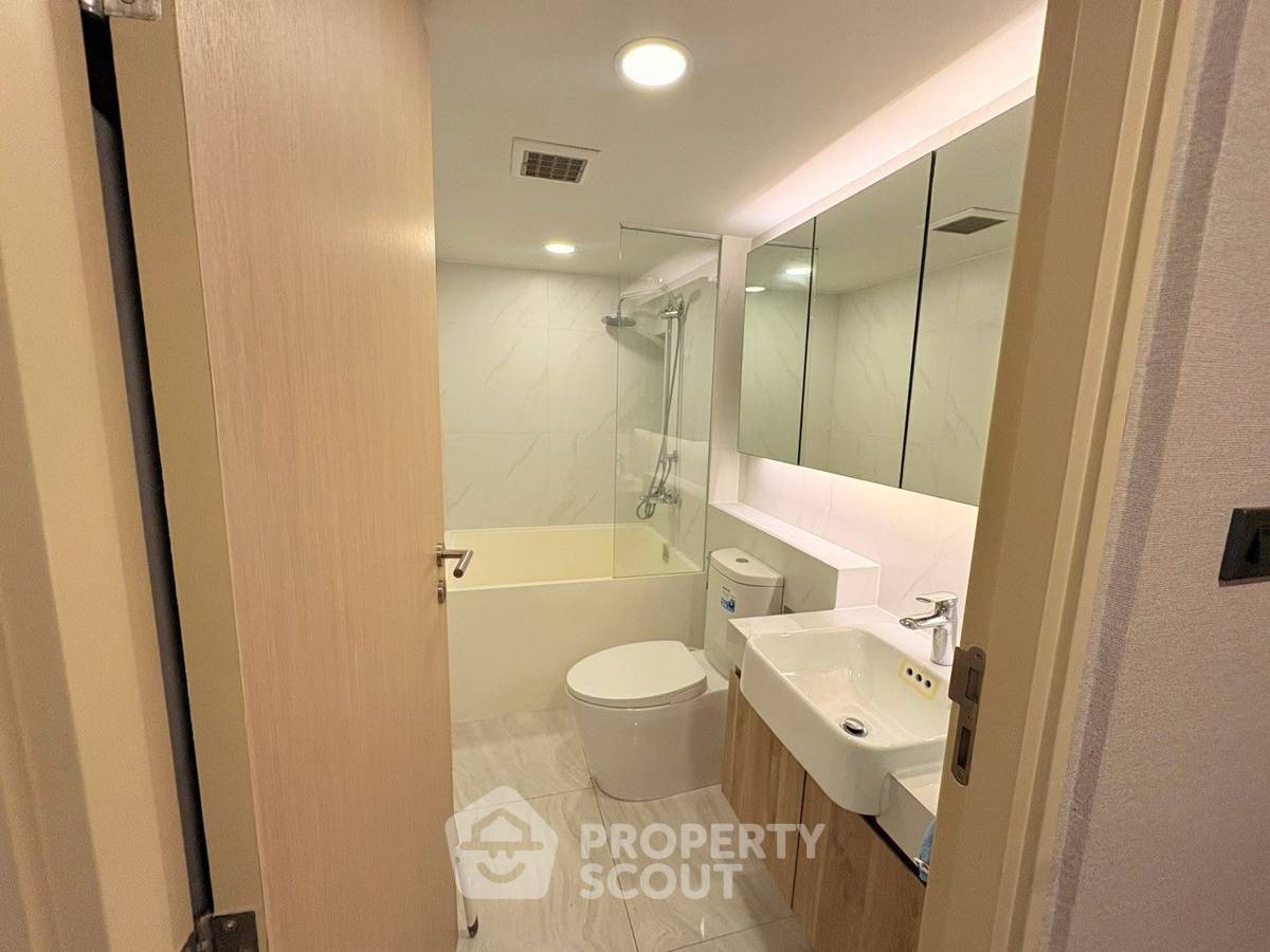 รูป คอนโด 1-ห้องนอน ที่ วาลเด้น อโศก ใกล้ MRT สุขุมวิท (ID 1371956) - รูปที่ 14/14