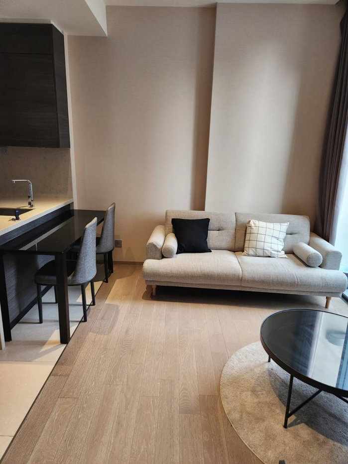 รูป Condo for RENT : The Esse Asoke  𝐒𝐢𝐳𝐞 : 46.5 sqm. 1 Bedroom / 1 Bathroom (bathtub) /Unblocked view  𝐅𝐥𝐨𝐨𝐫 : 15th   Fully furnished - รูปที่ 2/8