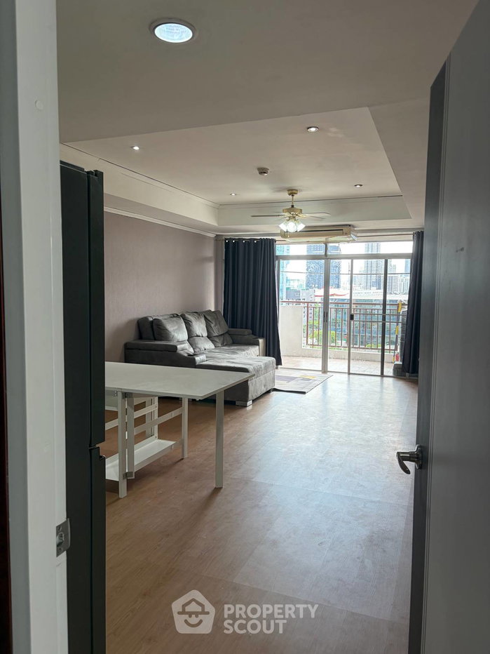 picture 2-BR 100m To MRT Queen Sirikit | Monterey Place Sukhumvit 16 (ID 3350038) - 12/12