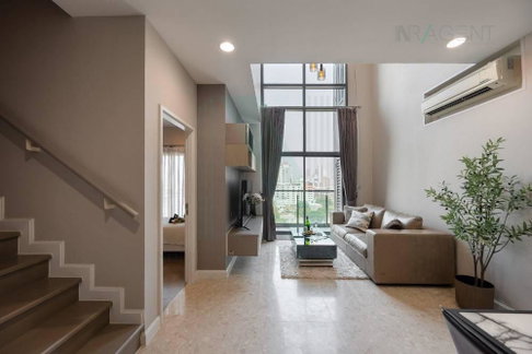 ให้เช่าคอนโด เดอะ เครสท์ สุขุมวิท 34 อาคาร 1 ชั้น 12 Duplex 2 ห้องนอน ขนาด 98.00 ตรม ใกล้ The Em District
