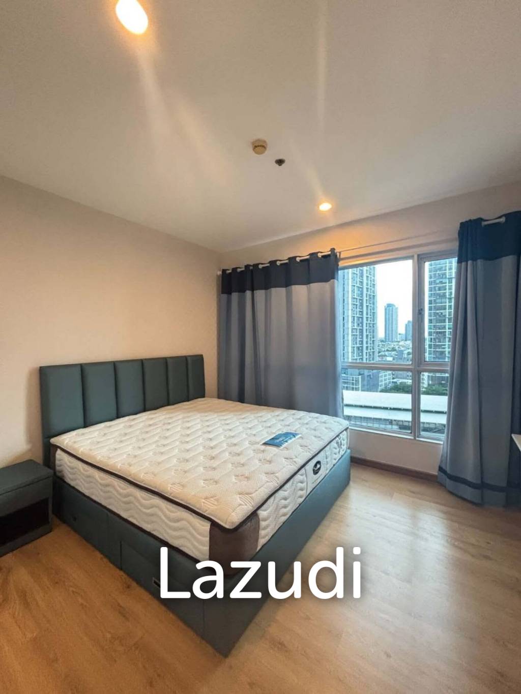 1-bed condo for rent, 49 sqm, Hive Sathorn
